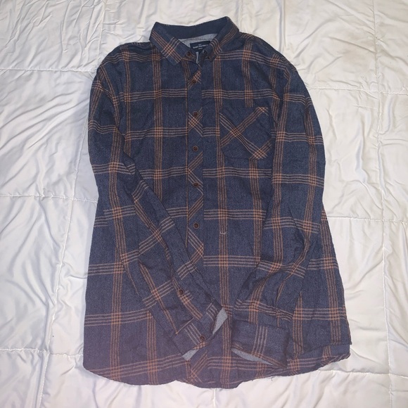 Men’s Flannel button down - Picture 1 of 3